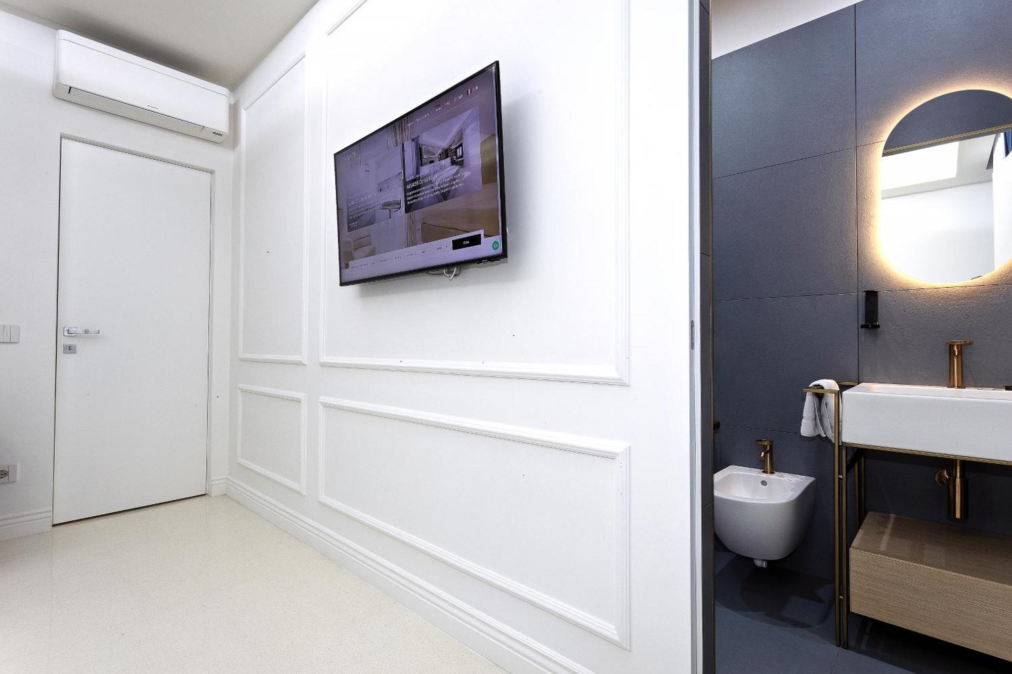 Luxury Apartment-corso Malta By Alux38 Apartment *